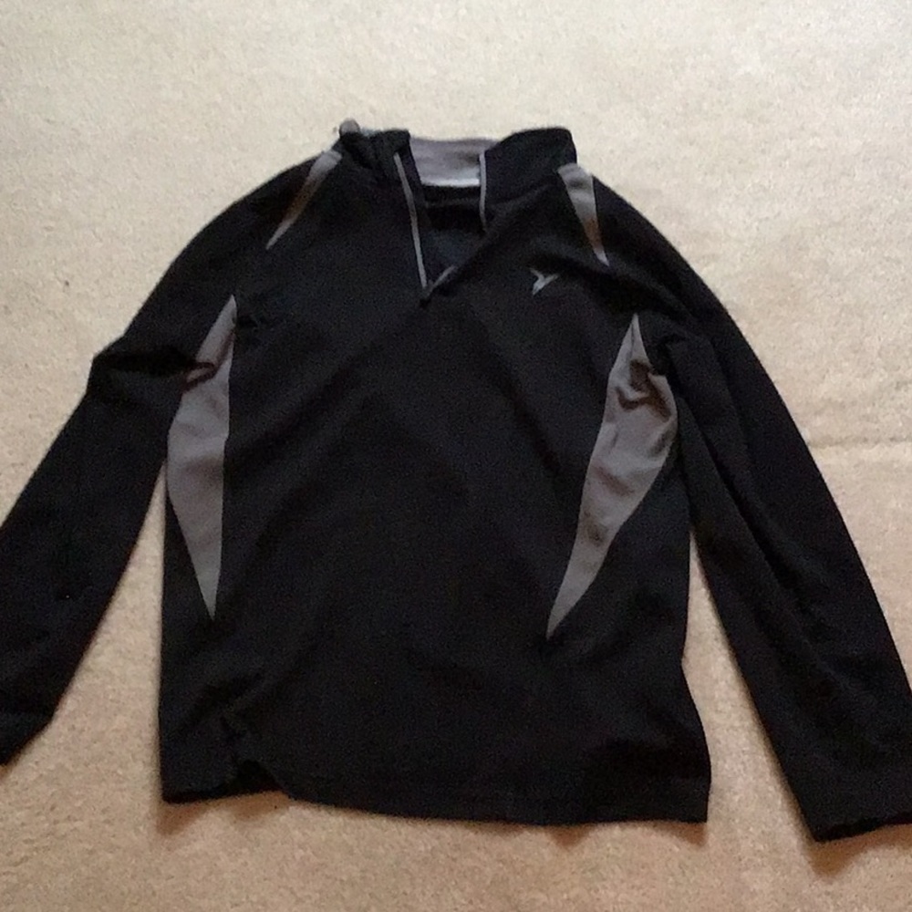 Old navy long sleeve shirt dri fit